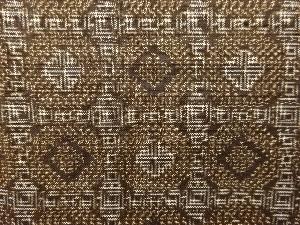 アンティーク　格子に菱模様織り出し本場泥大島紬着物